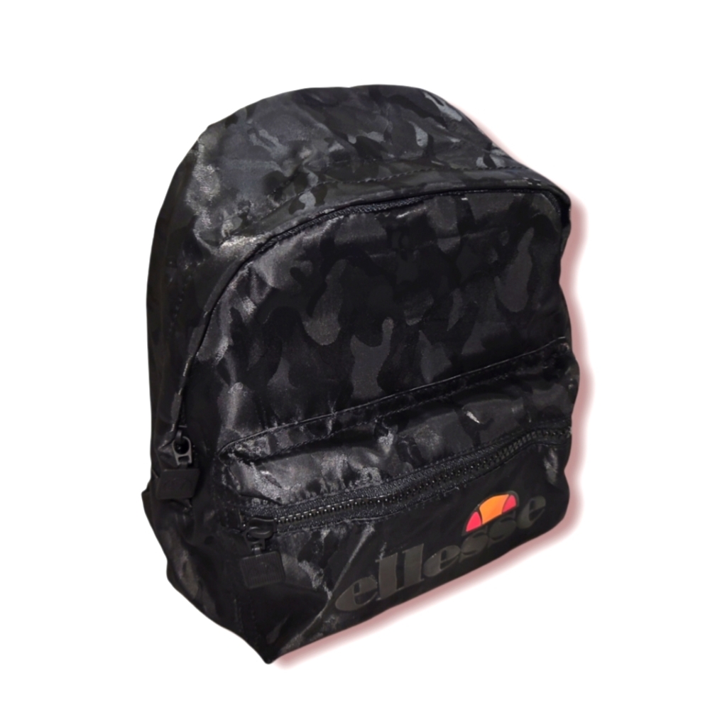 ‼️free gift w/purchase‼️ellesse Abel Mini Backpack